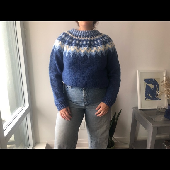 Matching knit blue sweater and hat - Picture 2 of 3